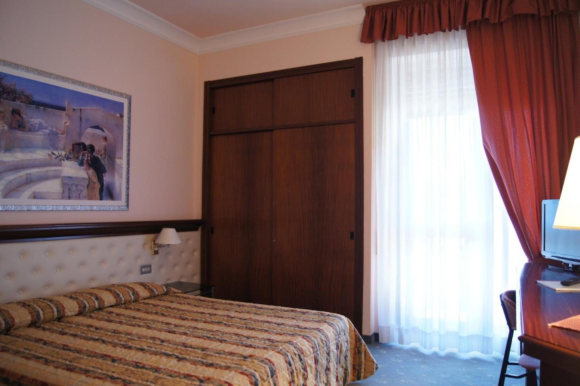 Hotel Torretta Монтекатини Терме Екстериор снимка