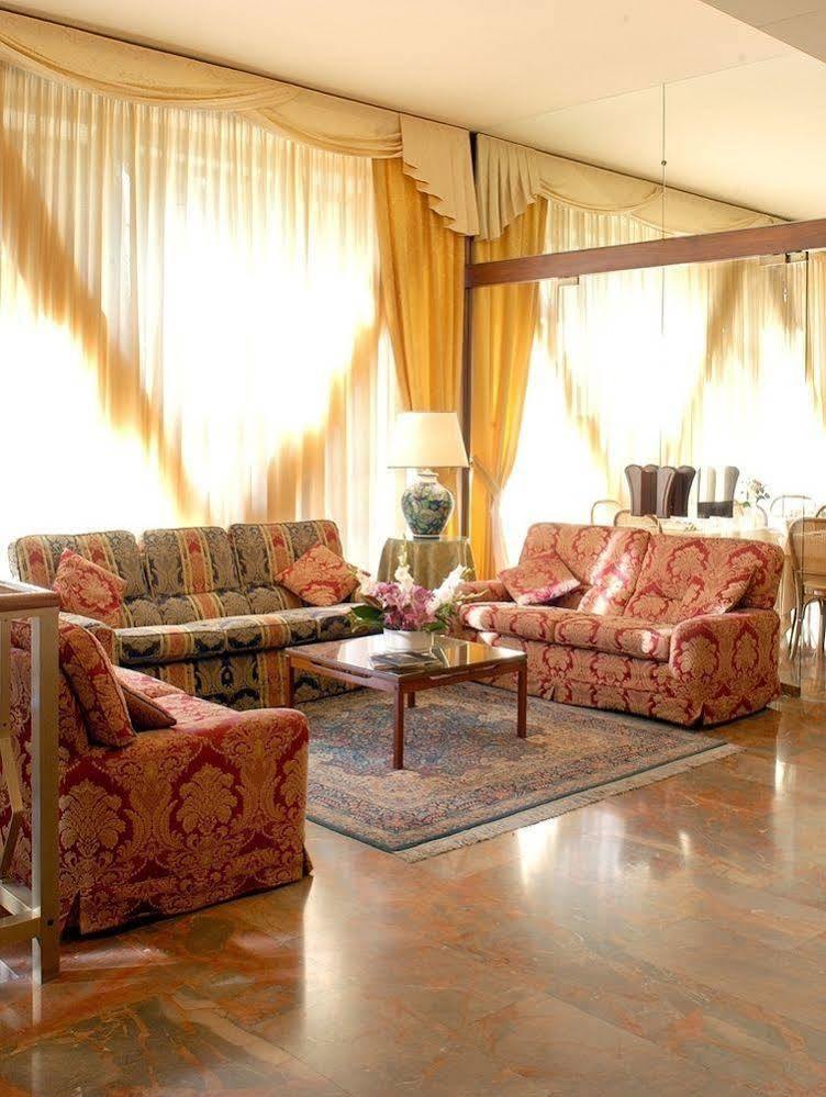 Hotel Torretta Монтекатини Терме Екстериор снимка